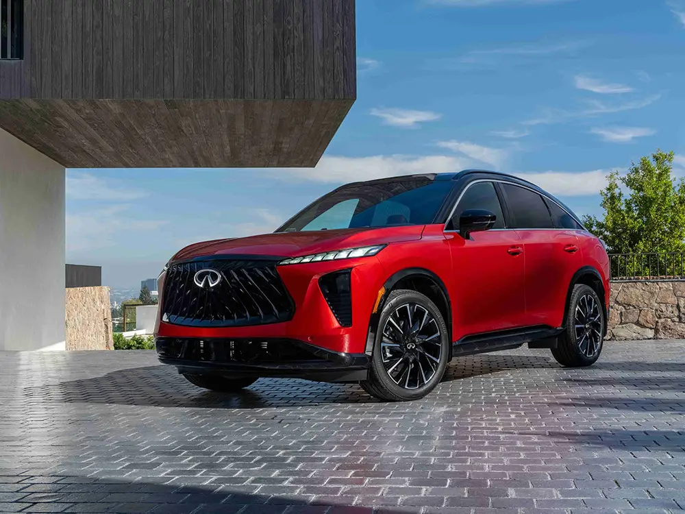 Совершенно новый INFINITI QX65: спортивный силуэт, премиальный комфорт и выразительная динамика Совершенно новый INFINITI QX65: спортивный силуэт, премиальный комфорт и выразительная динамика