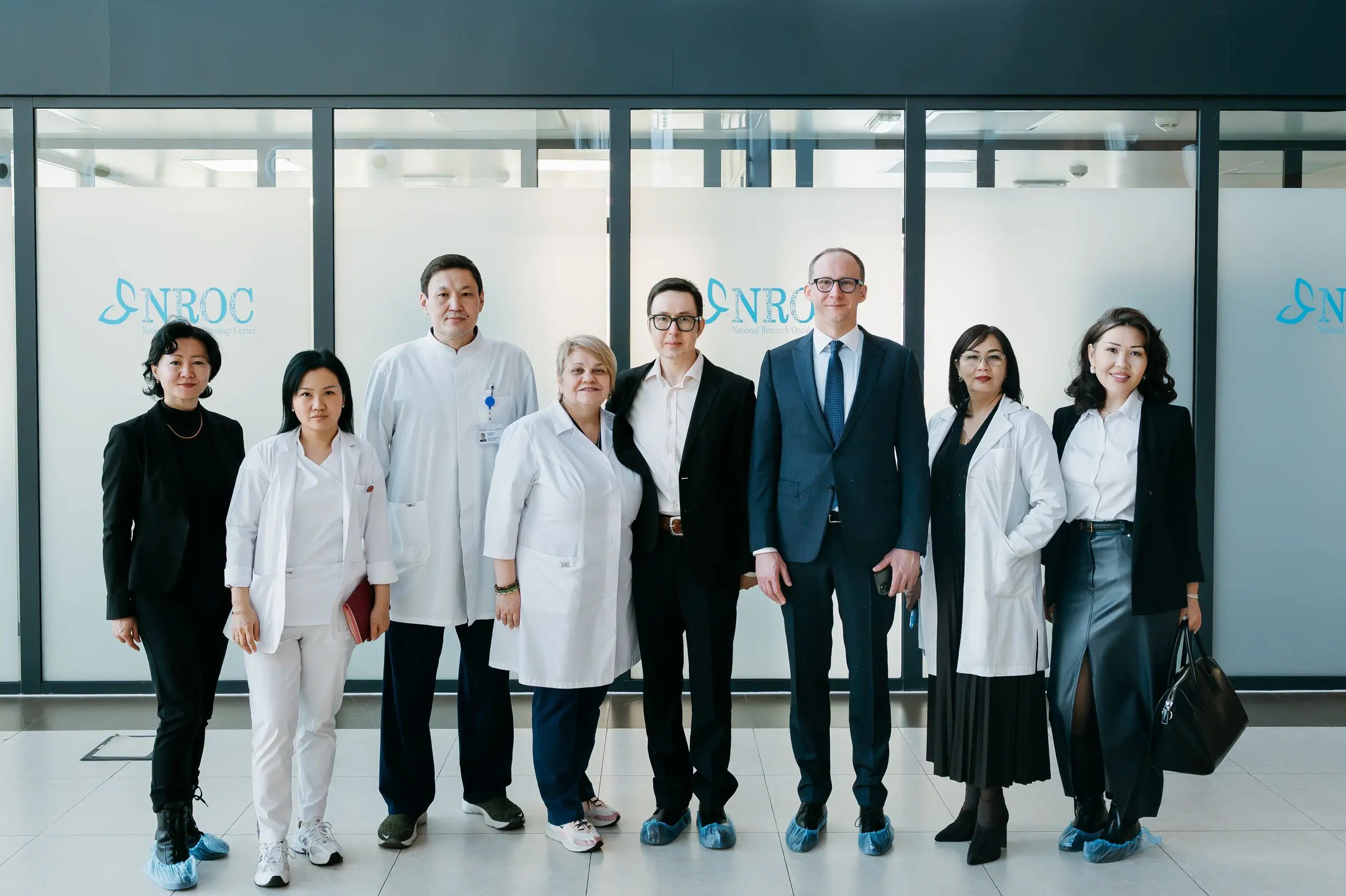 Национальный научный онкологический центр и компания ТОО «Пфайзер Казахстан» подписали меморандум о взаимопонимании Национальный научный онкологический центр и компания ТОО «Пфайзер Казахстан» подписали меморандум о взаимопонимании